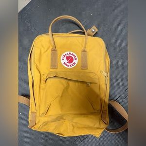 Fjällräven Kånken yellow backpack!